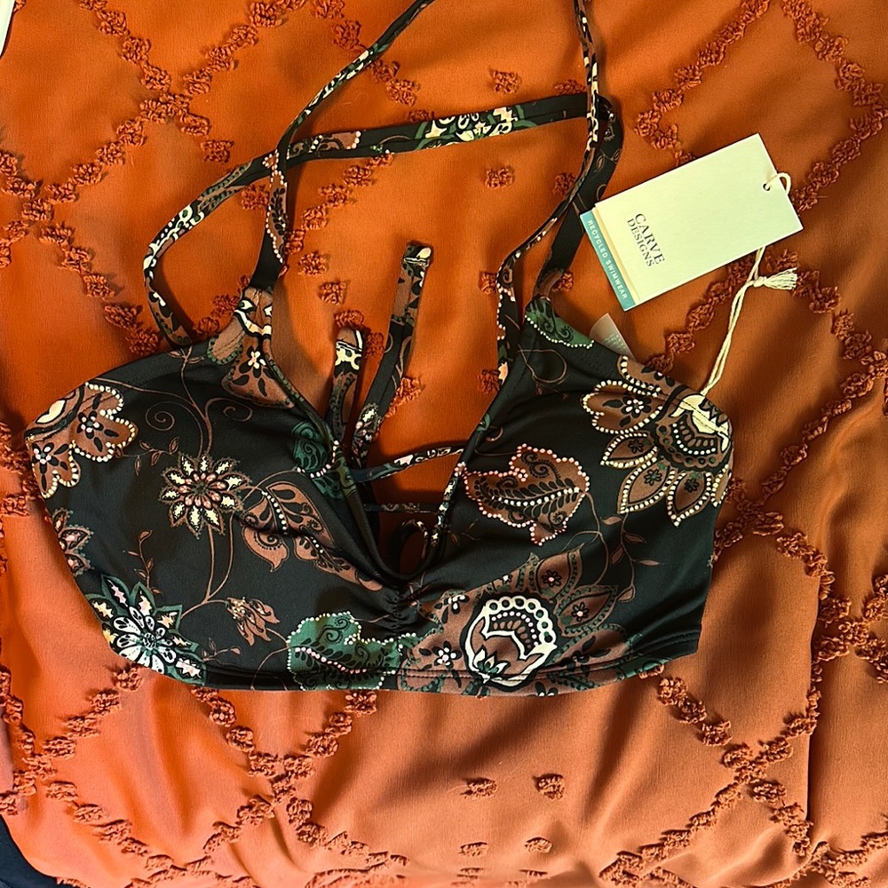 NWT Carve Design Camari top in Taj